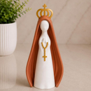 Kit Escultura Nossa Senhora Aparecida Bandeja Vela Coroa Minimalista Decorativa 14cm Quarto Sala Rack Escritório